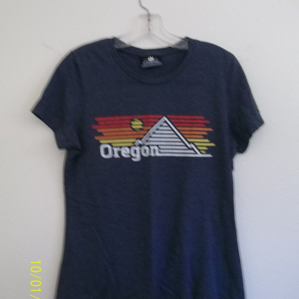 Little Bay Root Unisex Size M Short Sleeved Blue T-Shirt with Oregon Logo